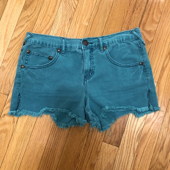 Free People Pants - EUC women’s Free People denim shorts 27 green slit